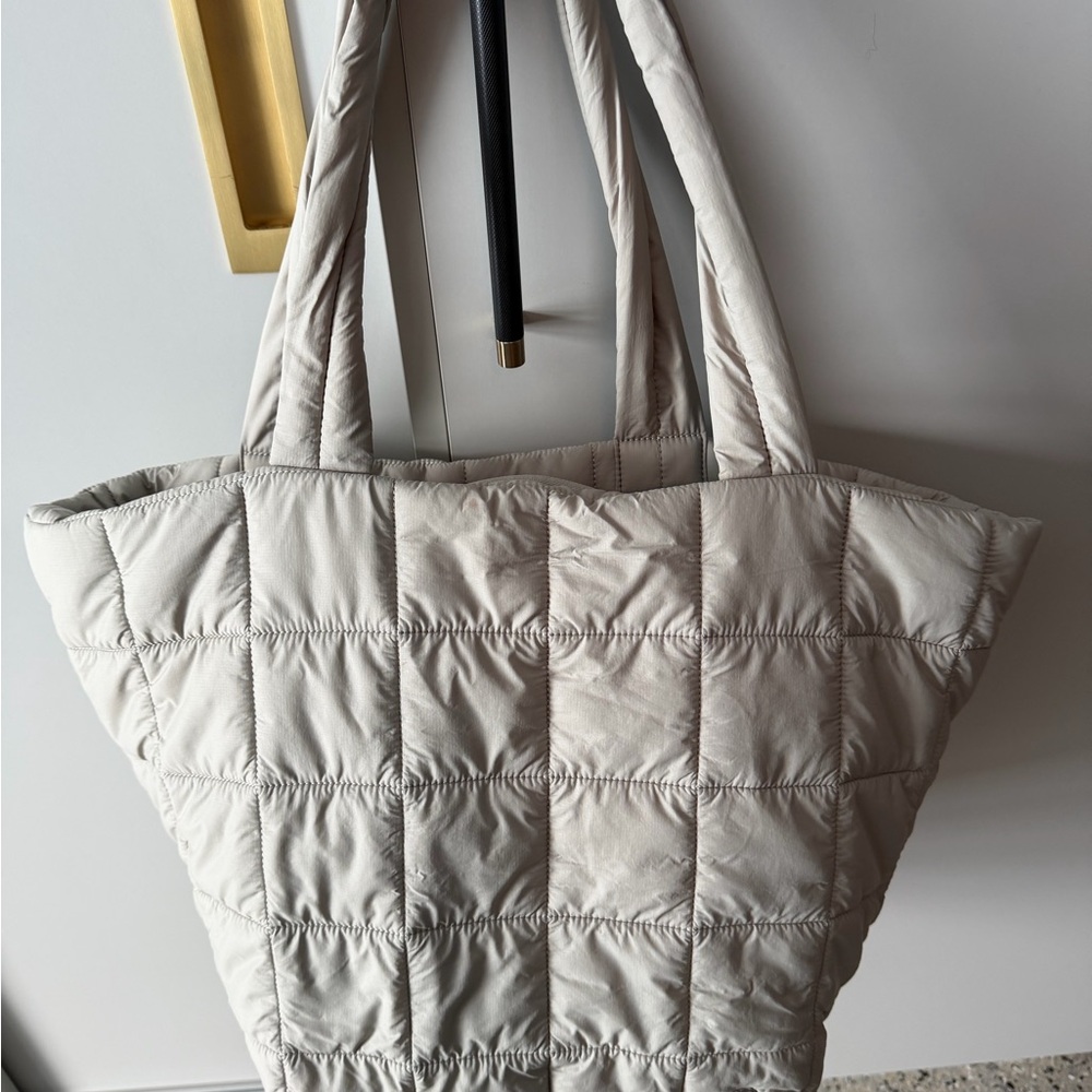 Lululemon Athletica Quilted Tote Raw Linen 26L